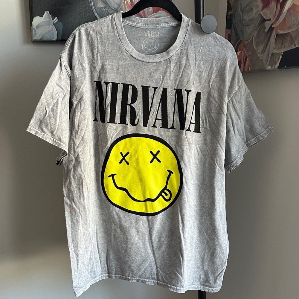 NIRVANA Graphic Tee
